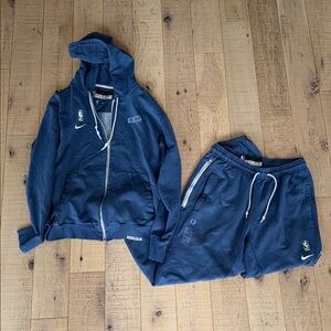 Dallas Mavs Nike Hoodie and Sweatpants Set